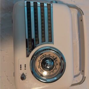 Retro White and Silver Radio